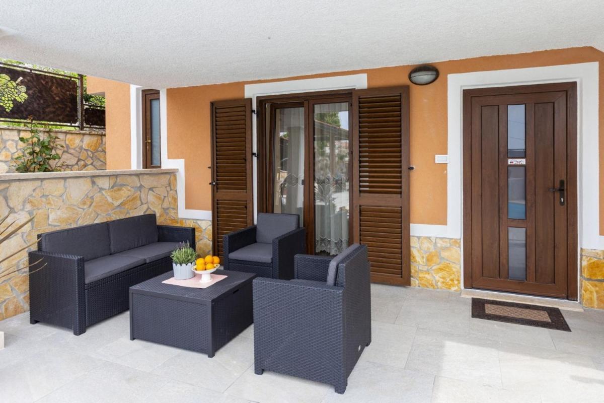 Villa Vita In Porec - Haus Fuer 6-8 Personen Kastelir Luaran gambar